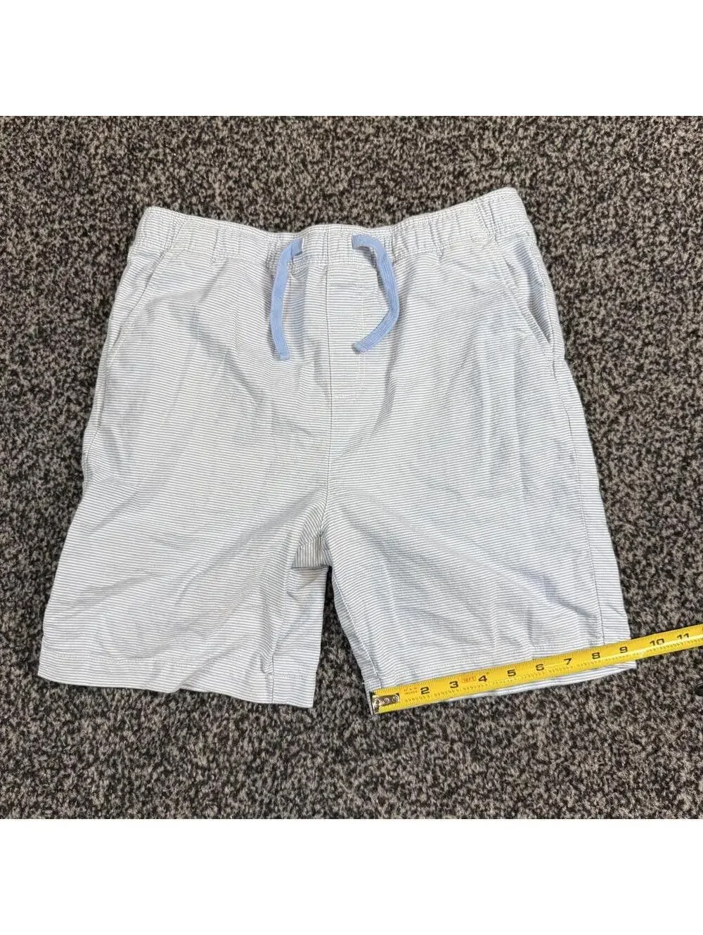 Vineyard Vines white with thin gray vertical stripes shorts, kids xl